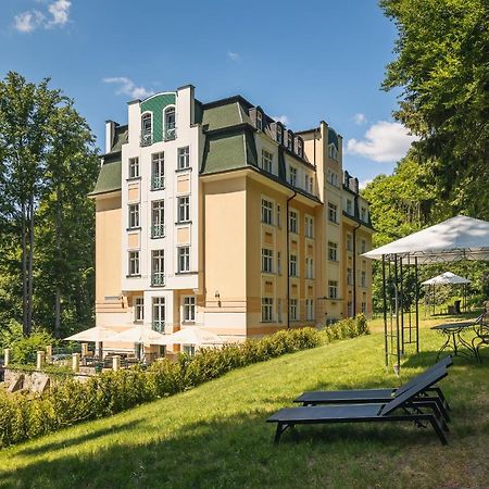 Spa & Wellness Hotel Silva Марианске-Лазне Экстерьер фото